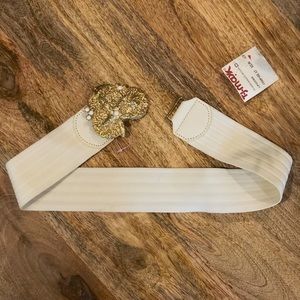 Lilly Pulitzer White Gold Shell Elastic Belt